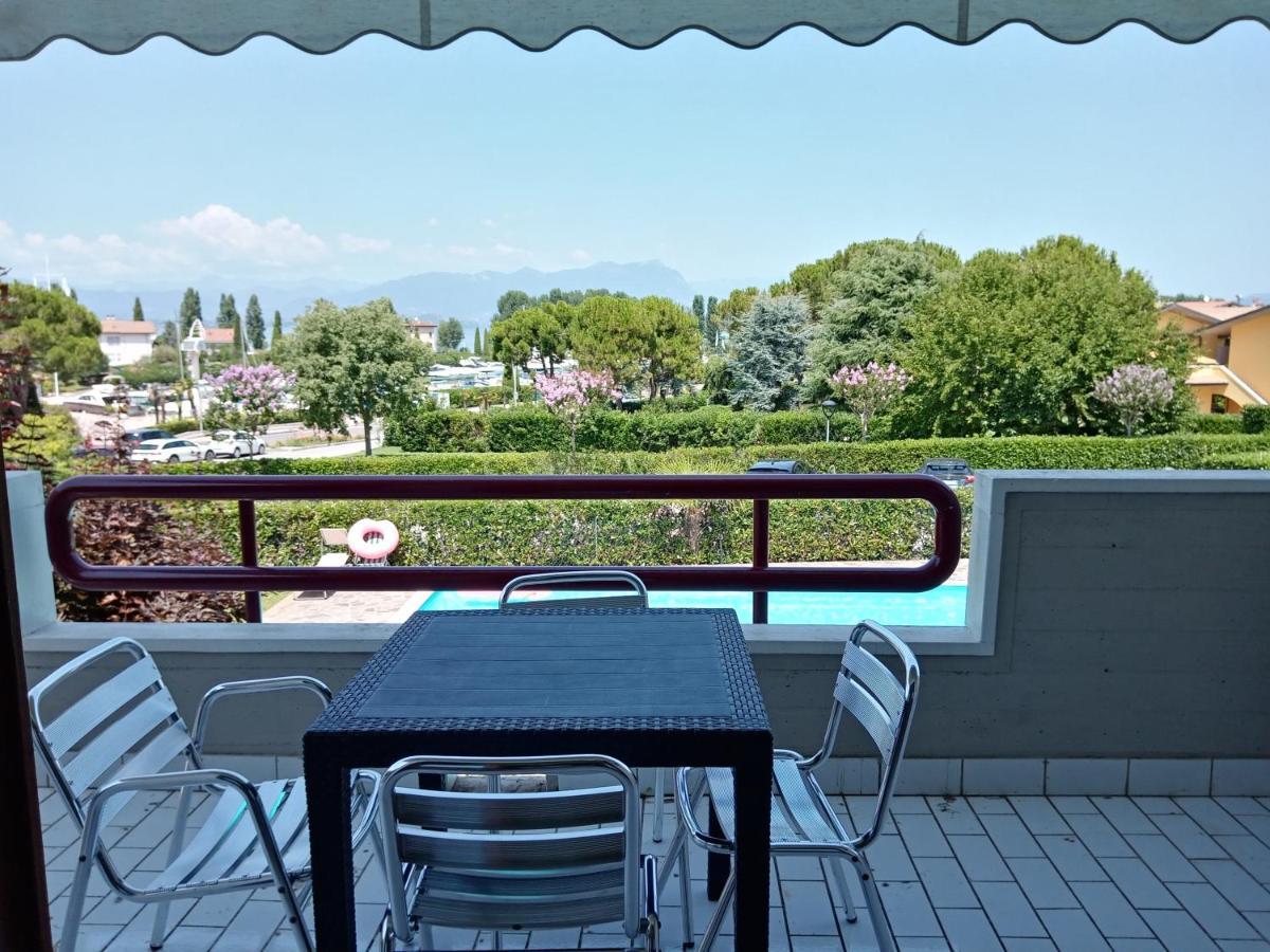 Апартаменти Bellavista Сірміоне Екстер'єр фото